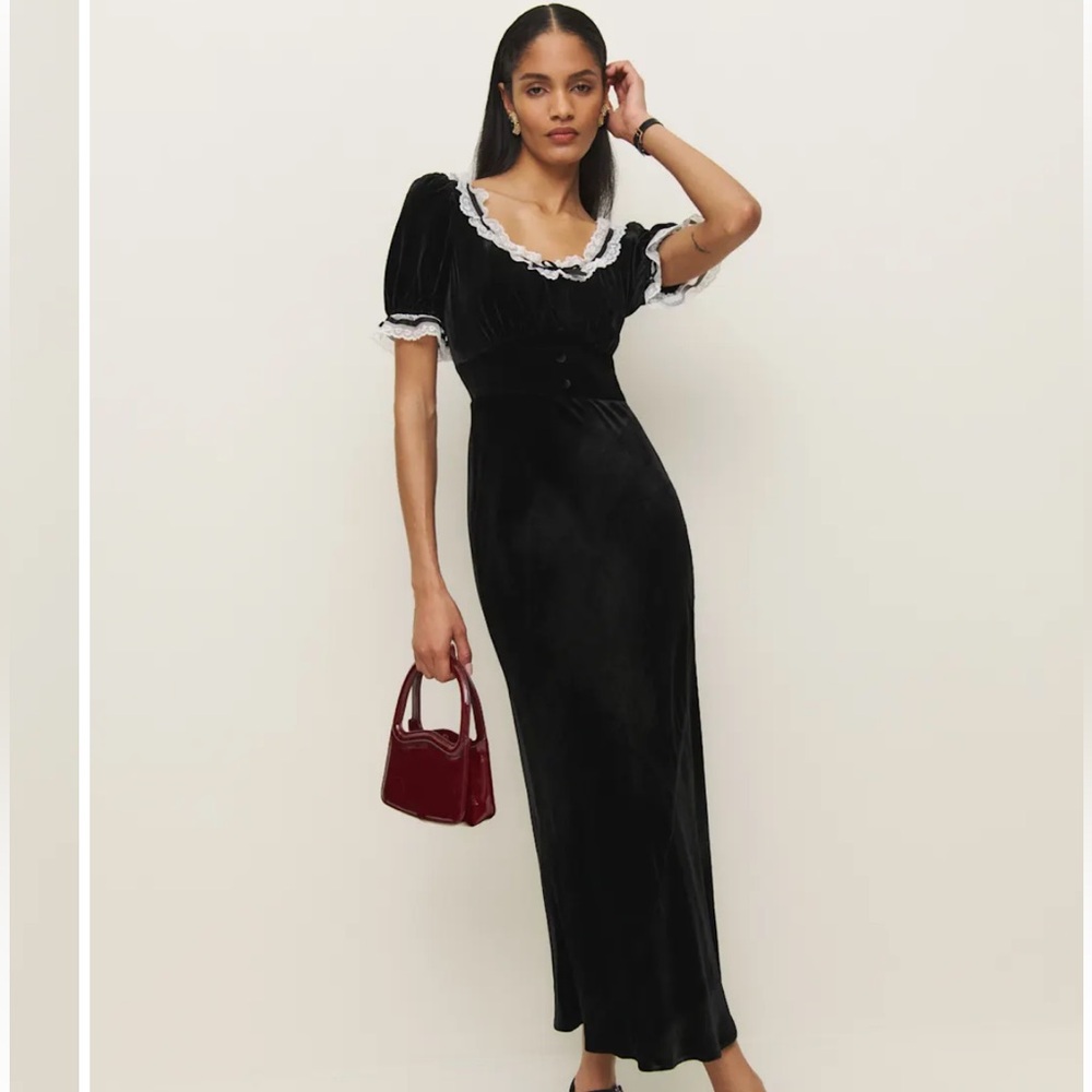 Reformation Adessa Velvet Dress Black - Size 4